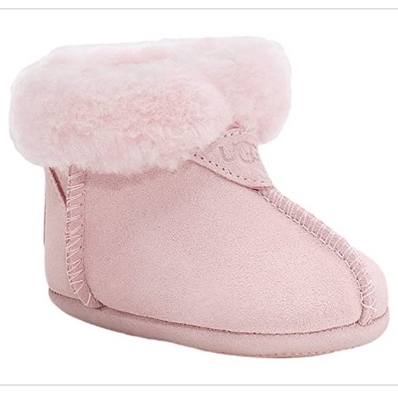 NEW 💫 UGG Baby Gojee Seashell Pink Suede Infant Boots Size 4-5 - Picture 1 of 5